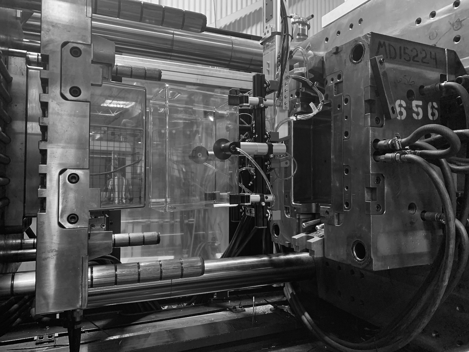 Custom Plastic Injection Molding_4055